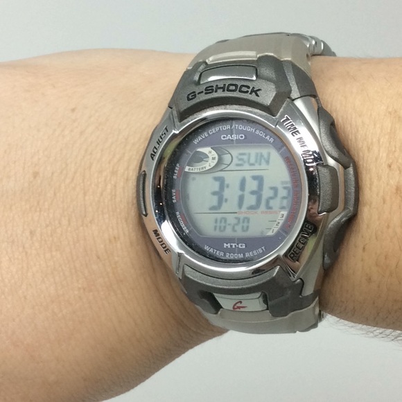 G-Shock Other - G Shock MTG 900 Water Resistant 200 M watch